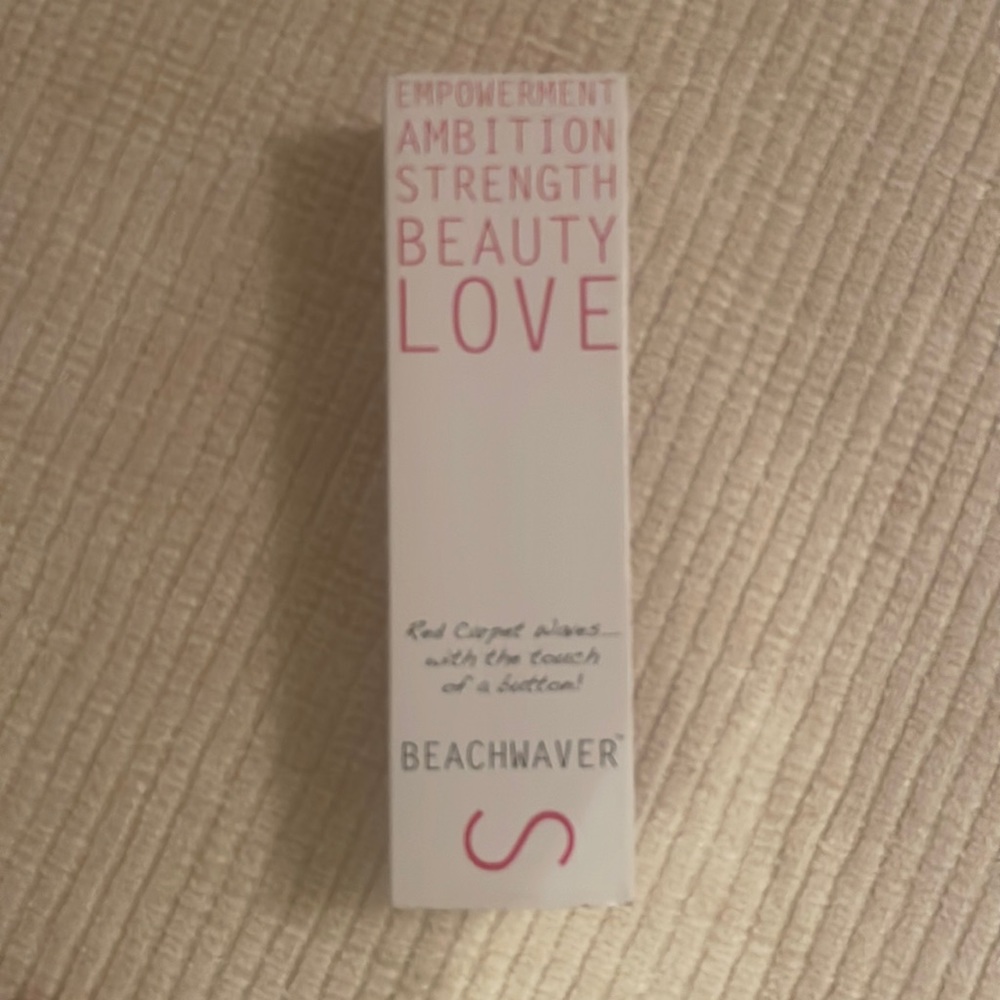 Beachwaver curling iron